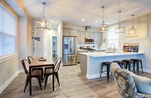 Ocean Shores House | Butter Clam Cottage - Oyhut Bay Seaside Village