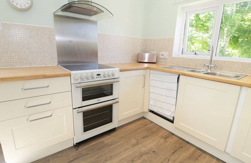 Allendale House | BUTTERCUP COTTAGE, pet friendly, with a garden in Allendale