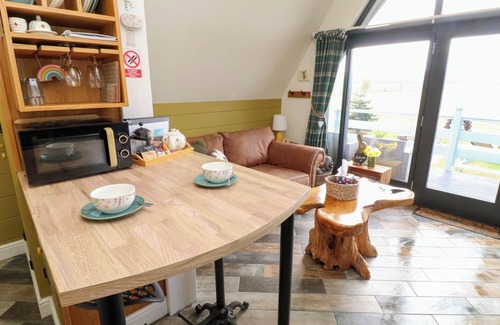 North Wheatley Cottage | Buttercup Lodge