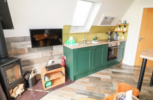 North Wheatley Cottage | Buttercup Lodge