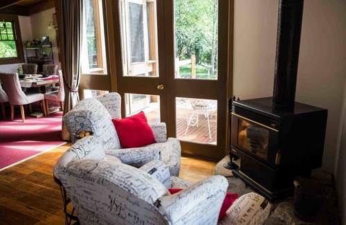 Warburton Bed & Breakfast | Buttercuphill B&B