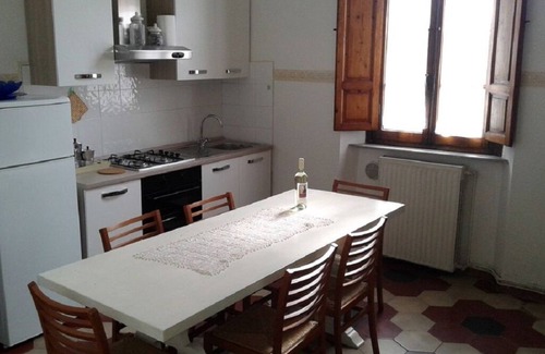 Torre del Lago Puccini House | Butterfly house. Apartment in Villa. Shared swimming pool and large park