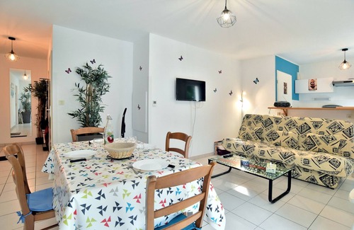 Miniac-Morvan Apartment | Butterfly - Appartement avec jardin