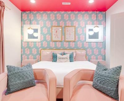 Maplewood Heights House | Butterfly BNB~Modern Luxury~Giant Rooftop~9Min DT
