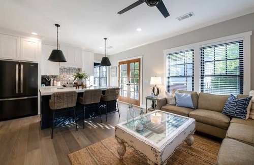 Inman Park Apartment | Butterfly Bungalow by Minty Living