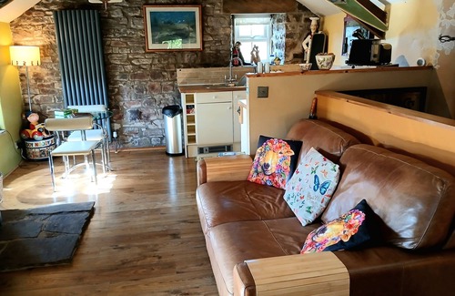 Lanehead House | Butterfly cottage, dog friendly, stunning views and walks from the door.