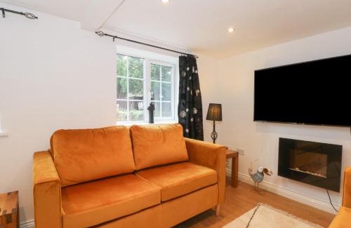 Rawtenstall House | Butterfly Cottage