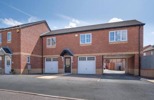 Ashby Woulds Apartment | Butterfly Gardens 2 bed apartment sleep upto 4