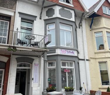 Porthcawl Bed & Breakfast | Butterfly guest house