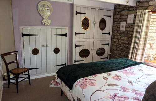 Wearhead Cabin | Butterfly Lodge, Cosy December get away in this snug converted rural cart house