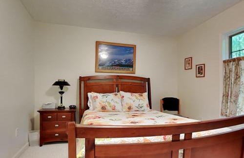 Mountainside House | Butterfly Retreat