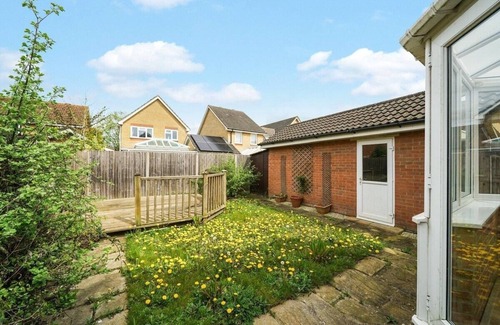 Willesborough House | Butterside House - Spacious Retreat with Hot Tub