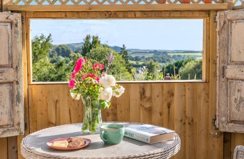 Shaftesbury House | Button Cottage - Gold Hill