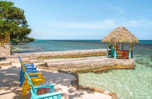 Morgans Pass Villa | Buttonwood Reef Villa