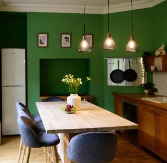 Buxton House | Buxton Bliss
