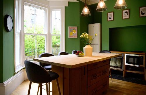 Buxton House | Buxton Bliss