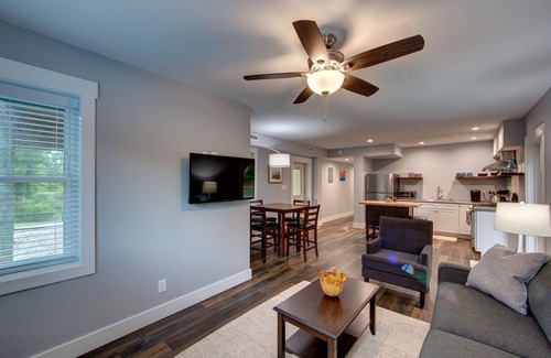 Buxton House | Buxton Woods ground floor apartment