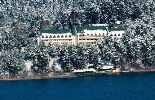 Abant Hotel | Buyuk Abant Hotel