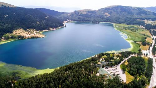 Abant Hotel | Buyuk Abant Hotel