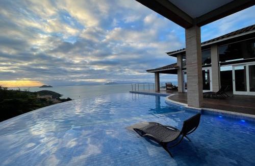 Joao Fernandes House | Buzios, casa inteira de frente para o mar em Joao Fernandes, fabulosa, a melhor vista, Mansão Bella Vista
