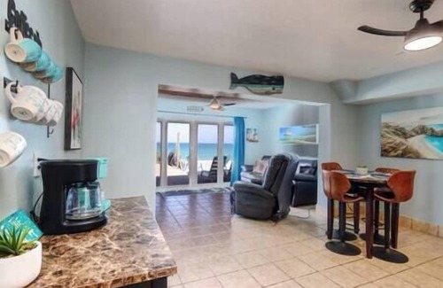 Floridana Beach Apartment | BV Paradise - Central Oceanfront - Sleeps 6