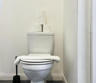 Huddersfield Apartment | BV Royal Comfy Studio Seven Suite Queensgate Huddersfield