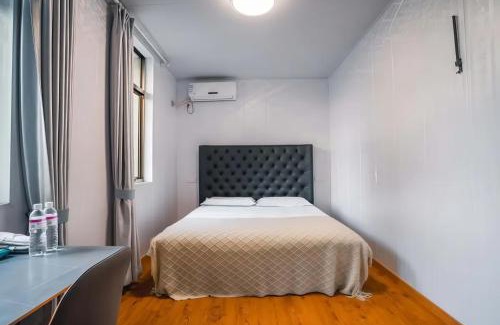 Pudong Hotel | BVB Holiday Villa - 24h Airport Included