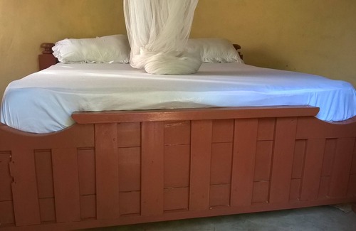 Mirongo Bed & Breakfast | Bwiru Village Homestay