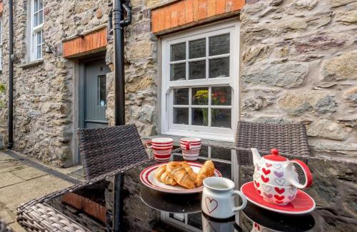 St Davids House | Bwthyn Clyd - St Davids