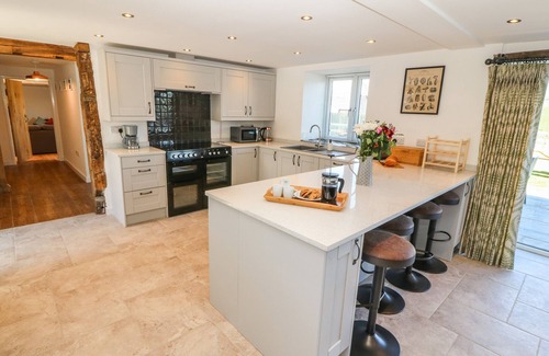 Oswestry Cottage | BWTHYN Y BUGAIL (SHEPHERD'S COTTAGE in Llanrhaeadr-Ym-Mochnant