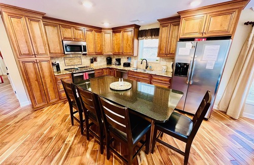 Boone House | By a Mountain Stream! Creekside Comfort, Hot tub
