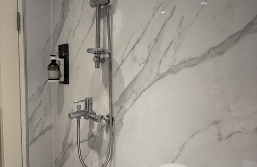 Wanhua House | BY Cool hotel with AC in vibrant Taipei City near Ximending with Ubike