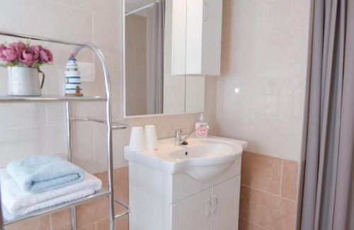 Ilovik Apartment | By Dinka