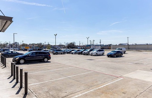 Sharpstown House | By Galleria Luxury Hall -Wedding, Shower,Conference Center