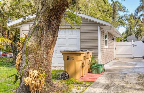 Temple Terrace House | By the River, In-Law Suite