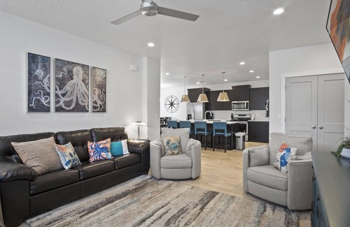 Washington Fields Condo | By the Sea | Ocean Vibes in the Mountains!