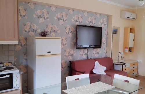 Paralio Astros Apartment | By the sea, parking, Wi-Fi, apartment