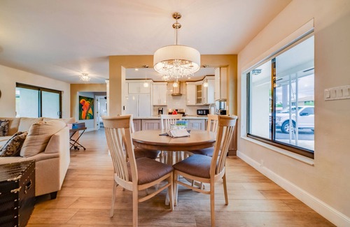 Pompano Isles House | BY THE SEA VACATION VILLAS 3 BED WATERFRONT/POOL/1 MILE TO BEACH