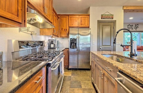 Cleveland Cabin | By the Vineyard- 10 min to Helen