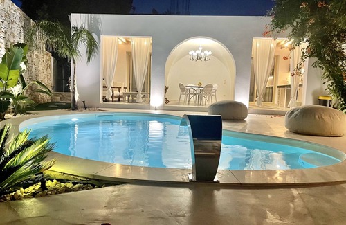 Megalos Prinos Villa | BYBLOS ARIA-THE SEASIDE LUXURY VILLA