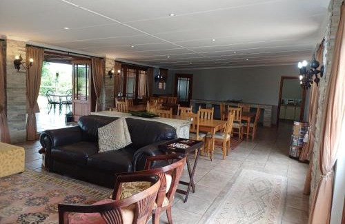 Addo House | Bydand Guest House
