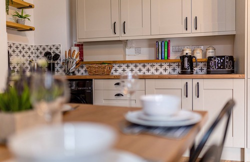 Longford House | ByEvo Oswestry Barn - Quirky 2 Bed 1 Bath Barn style annex close to town centre