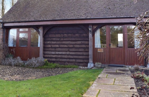 Thame Cottage | Byre Cottage - Meadowbrook Farm