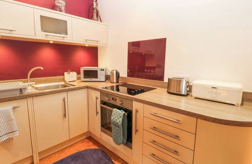 Litton Cottage | BYRE SUITE, romantic, with a garden in Litton