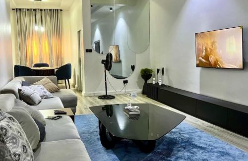 Ofin Apartment | Bytup Luxury Home 2bedroom serviced apartment 24hrs electricity free parking and fast wifi