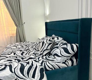 Ofin Apartment | Bytup Luxury Home 2bedroom serviced apartment 24hrs electricity free parking and fast wifi
