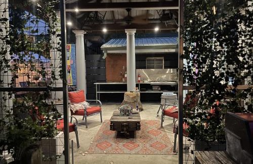Bywater House | Bywater Home, Parking and Pet Friendly Retreat