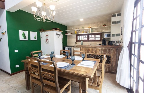 Praia Rasa House | Bz10 Beautiful house! 4 suites in a club condominium!