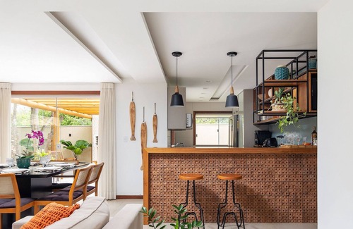 Praia Rasa House | Bz15 Just 200m from the beach! Beautiful 4-bedroom house