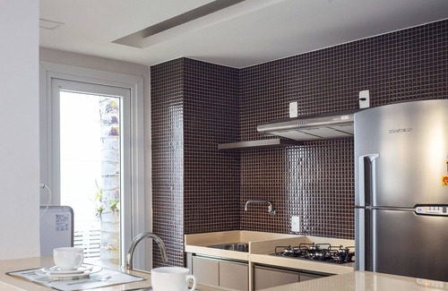 Humaita House | Bz48 Condominium facing Orla Bardot! House with 4 suites